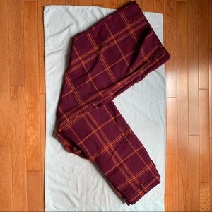 NEW WITH TAG: FOREVER21 PLAID PANTS